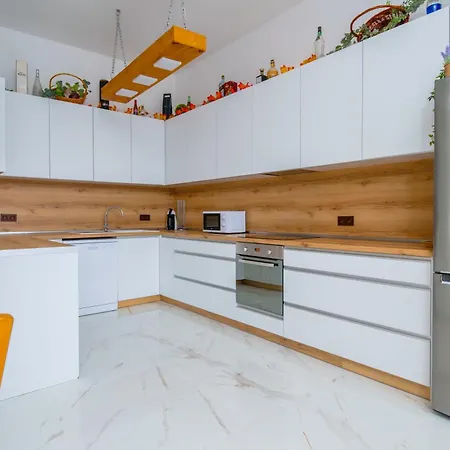 къщата на Mечтите / House Of The Dreams Apriltsi (Lovech)