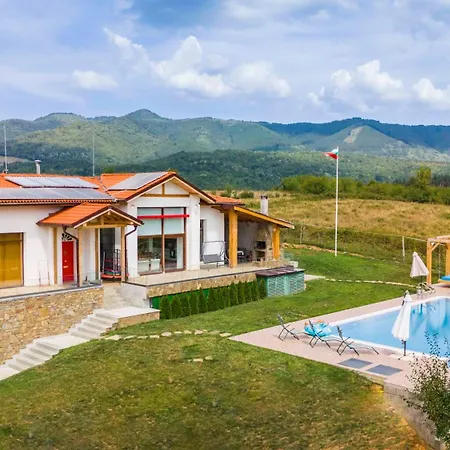къщата на Mечтите / House Of The Dreams * Apriltsi (Lovech)
